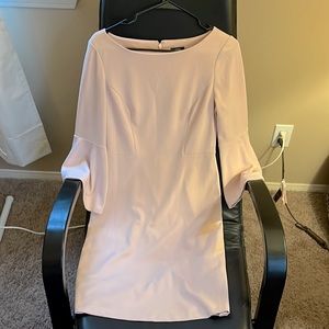 Vince Camino dusty pink knee length dress. Size 6.